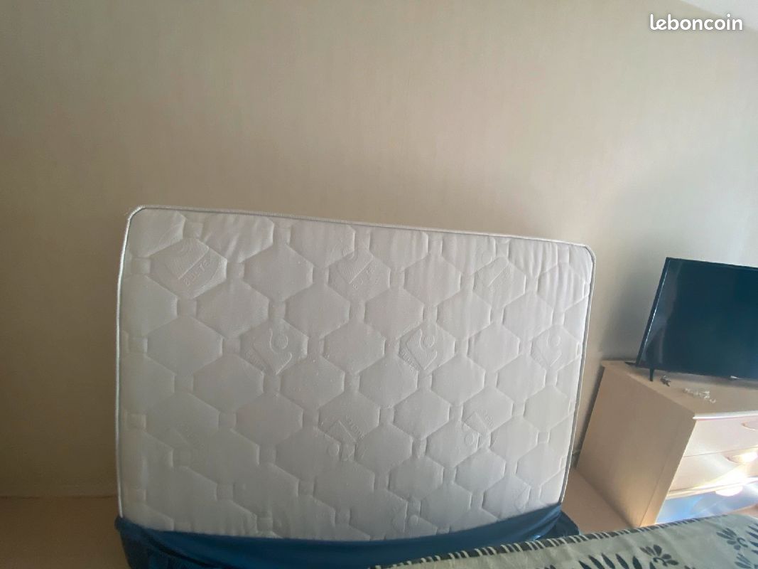 Un matelas (image 1)