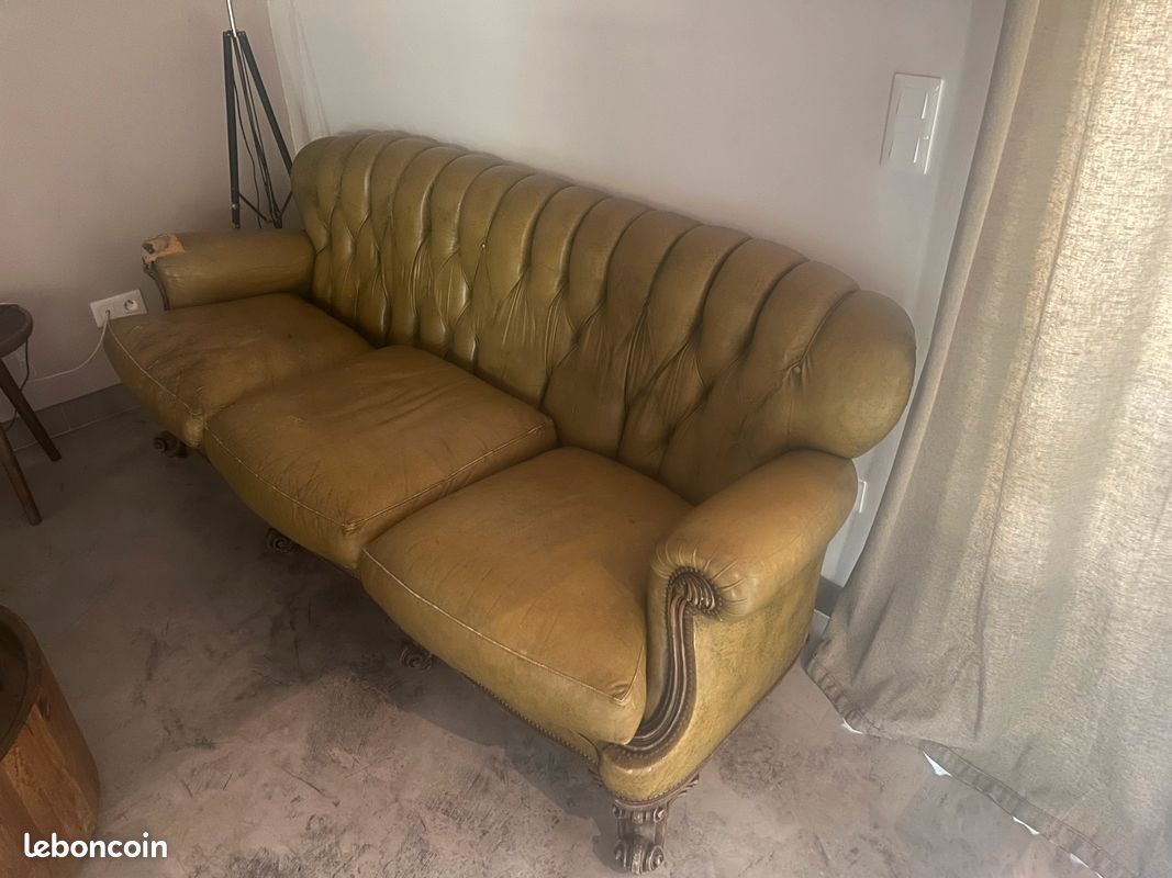 Canape Chesterfield 3 places (image 1)