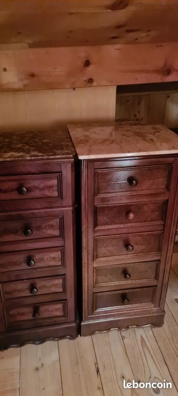 Table de chevet (image 1)