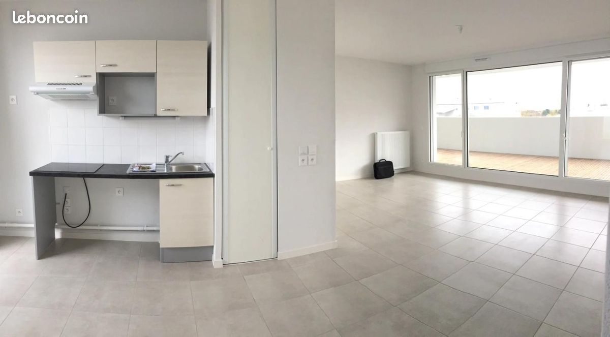 Appartement 4 pièces 84 m² · à Bègles · 84 m² · 978 €