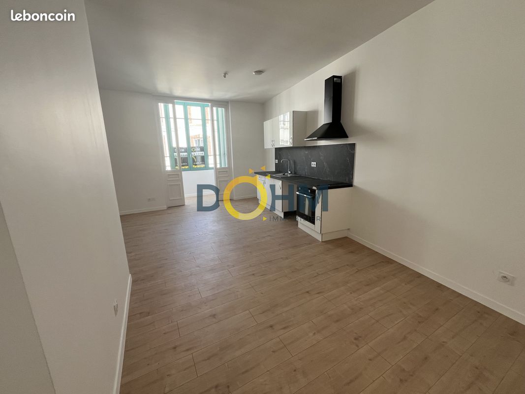 Appartement 4 pièces 76 m² · à Le Chambon-Feugerolles · 76 m² · 670 €/mois
