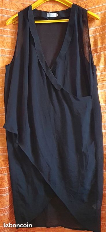 Robe marque 1060 taille 42 (image 1)