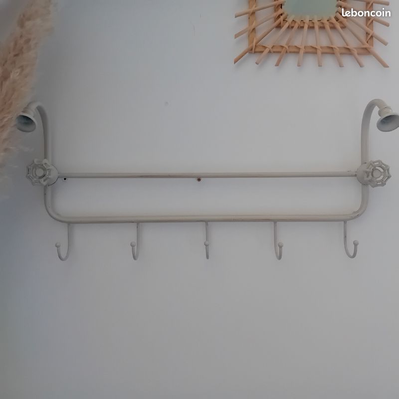 Porte manteau (image 1)