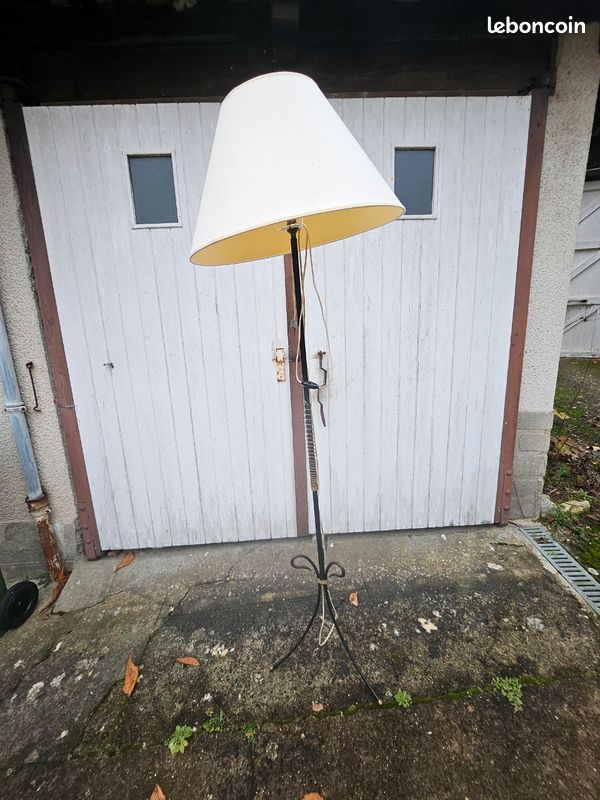 Lampadaire annee 50 (image 1)