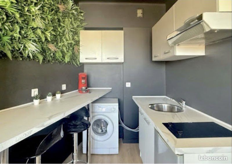 Appartement 1 pièce 15 m² · à Saint-Étienne · 15 m² · 366 €/mois