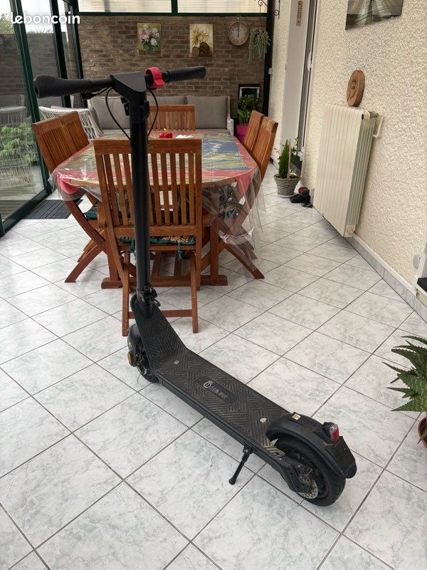 Trottinette électrique (image 1)