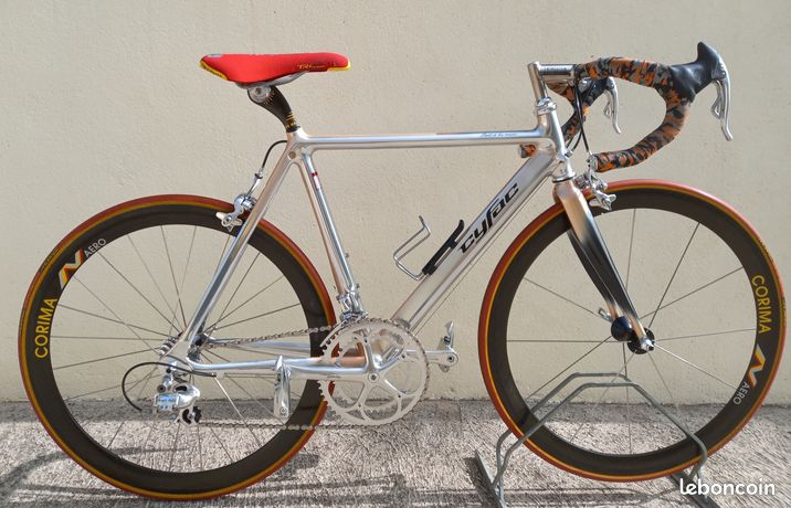 Vélo de course carbone Red Bull - 57cm - 7,9kg - Ultegra | Acheter sur
