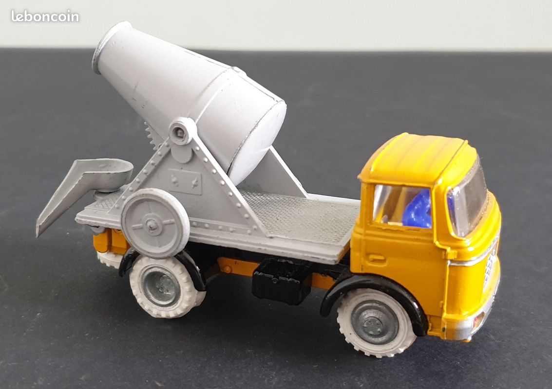 Lot de 4 Camions BERLIET GAK FRANCE JOUETS vintage - Collection