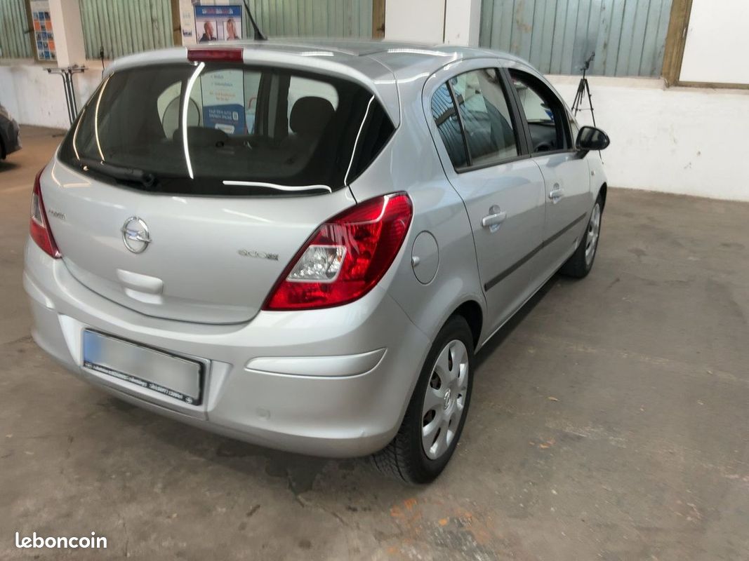 ARRIVAGE DE 8 OPEL CORSA 2013 video en ligne sur le bon coin (image 5)