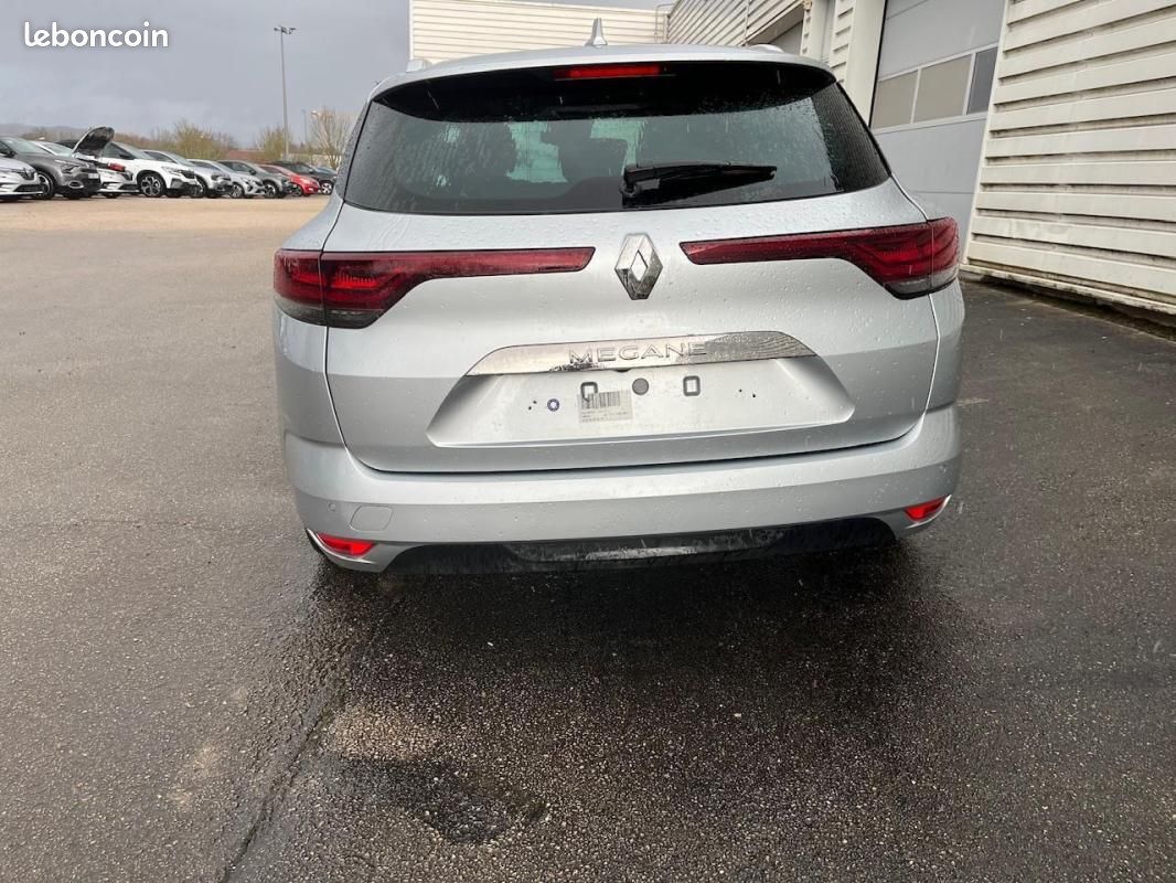 Renault Mégane Estate IV 1.3 TCE 140CH EDC TECHNO (image 5)