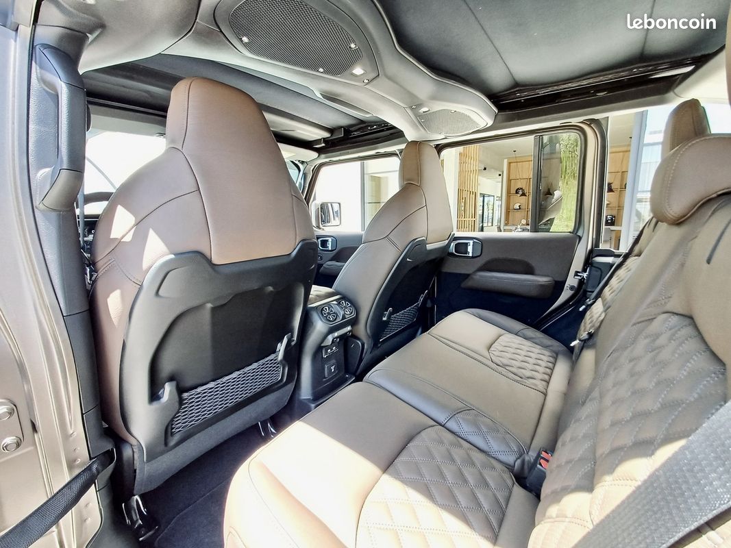 Jeep Wrangler BRUTE 4Xe Hybrid SkyOne (Facelift version 2025) (image 10)