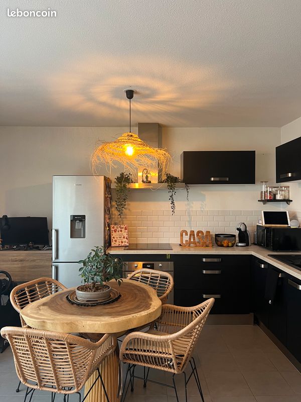 Appartement 3 pièces 58 m² · à Châteauneuf-les-Martigues · 58 m² · 230 000 €