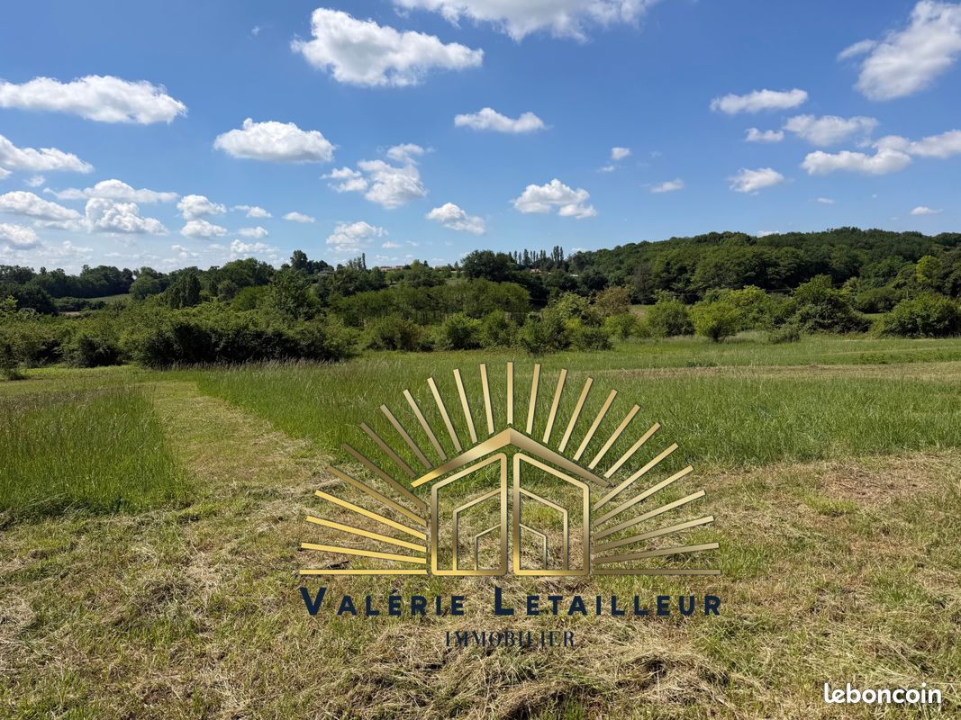 Terrain 1098 m² · à Pompignac · 1 098 m² · 210 000 €