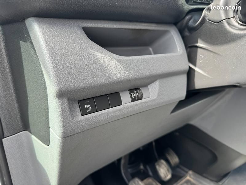 Peugeot Expert Fg Long 2.0 BlueHDi 120 Cabine Approfondie Fixe Premium 6 PLACES (image 17)