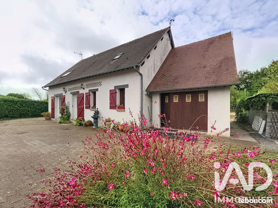 Maison 7 pièces 173 m² · à Selles-Saint-Denis · 173 m² · 300 000 €