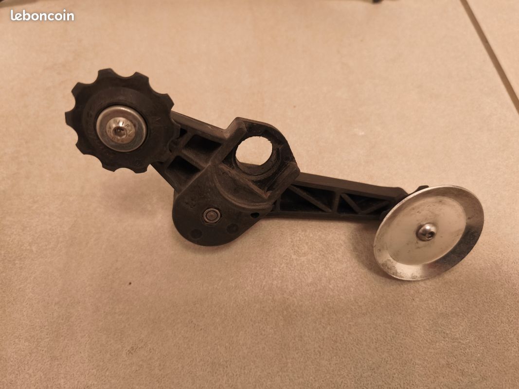 Triangle arrière brompton avec tendeur de chaîne Sport Plein air