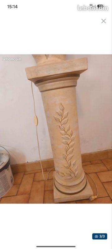 Lampe et colonne (image 3)