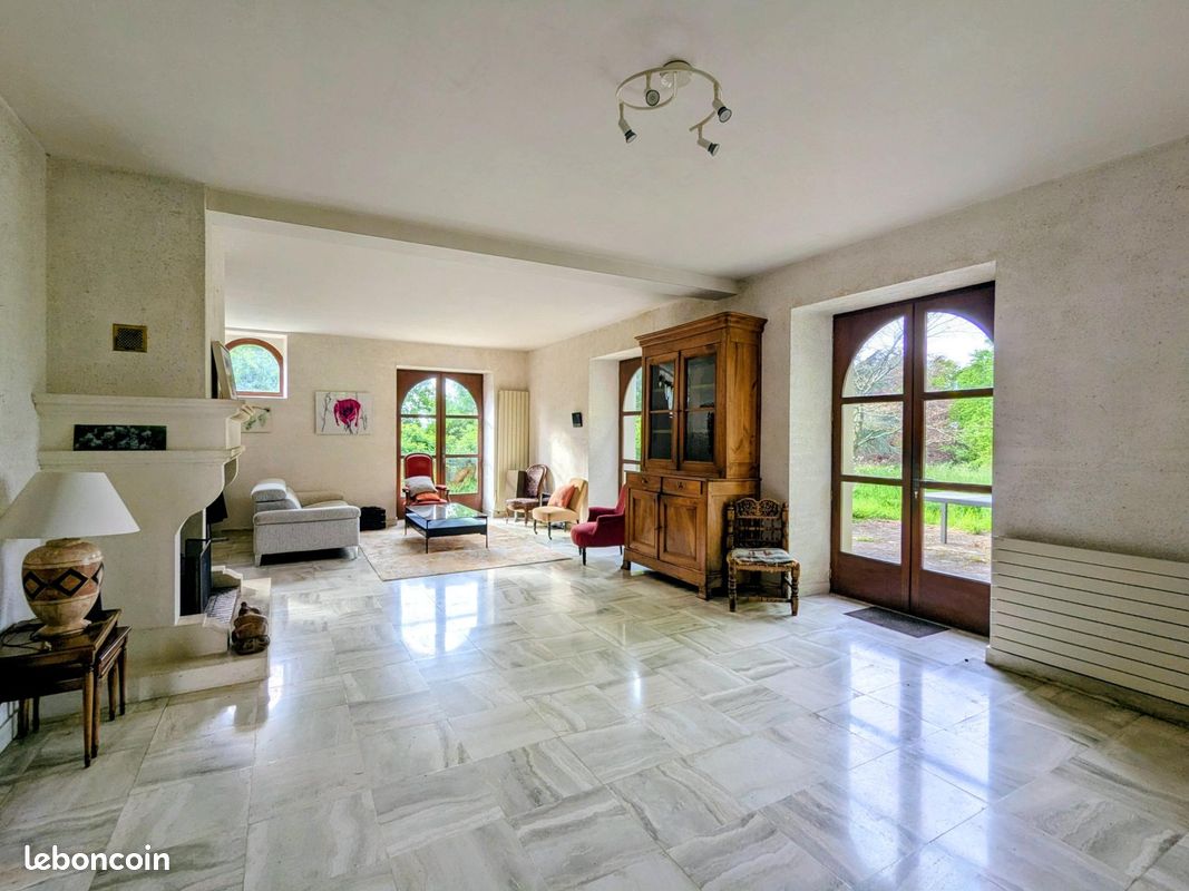 Maison 6 pièces 210 m² · à La Chapelle-sur-Erdre · 210 m² · 495 000 €