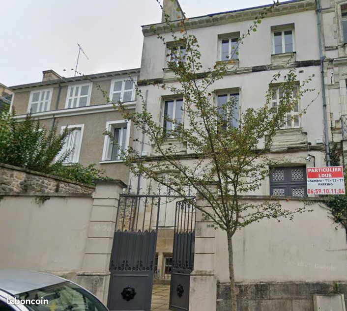 Appartement 1 pièce 12 m² · à Poitiers · 12 m² · 420 €/mois