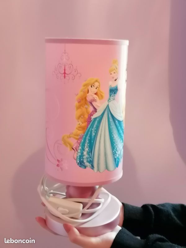 Lampe fille (image 1)