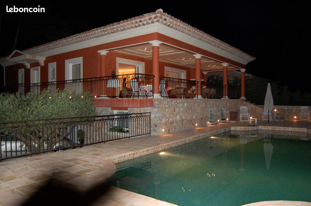 Maison 7 pièces 323 m² · à Draguignan · 323 m² · 998 000 €