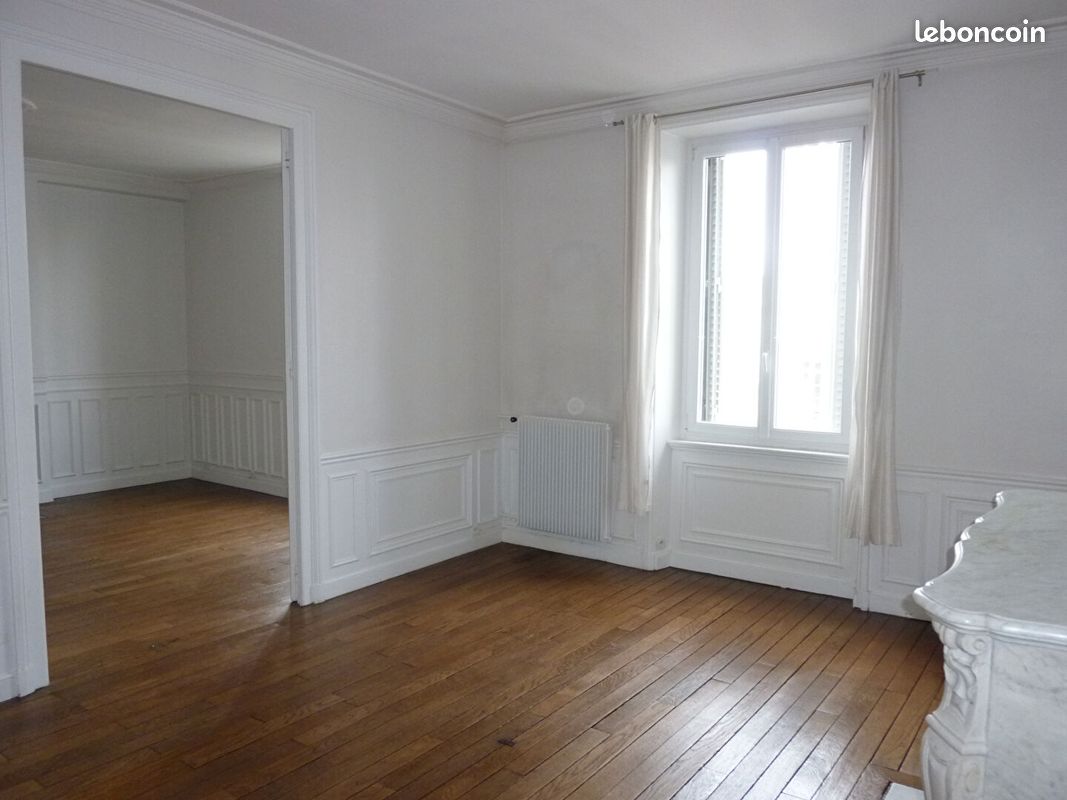 Appartement 4 pièces 107 m² · à Reims · 107 m² · 1 060 €