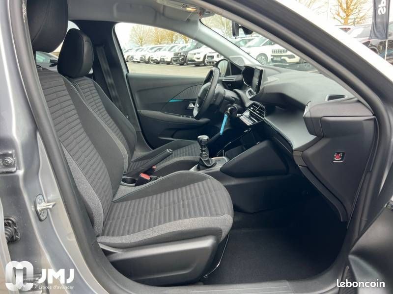 PEUGEOT 208 PureTech 100 S&S BVM6 Style (image 15)