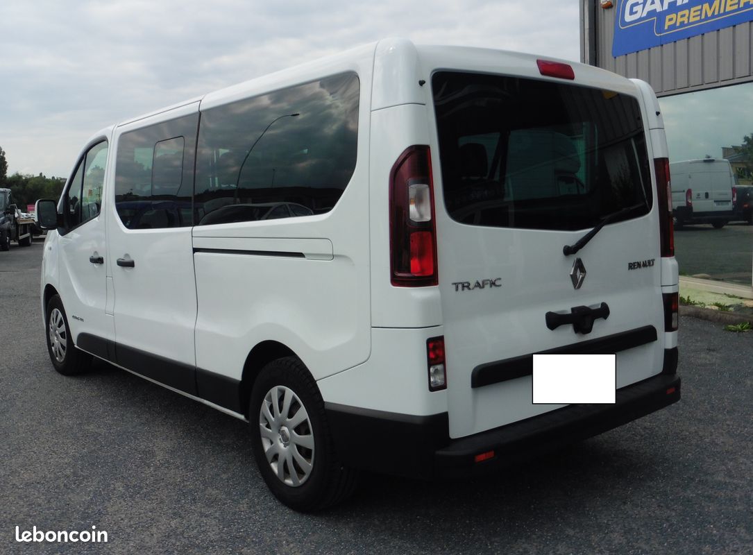 Trafic III Minibus 9pl 1.6DCi 125CV (image 2)