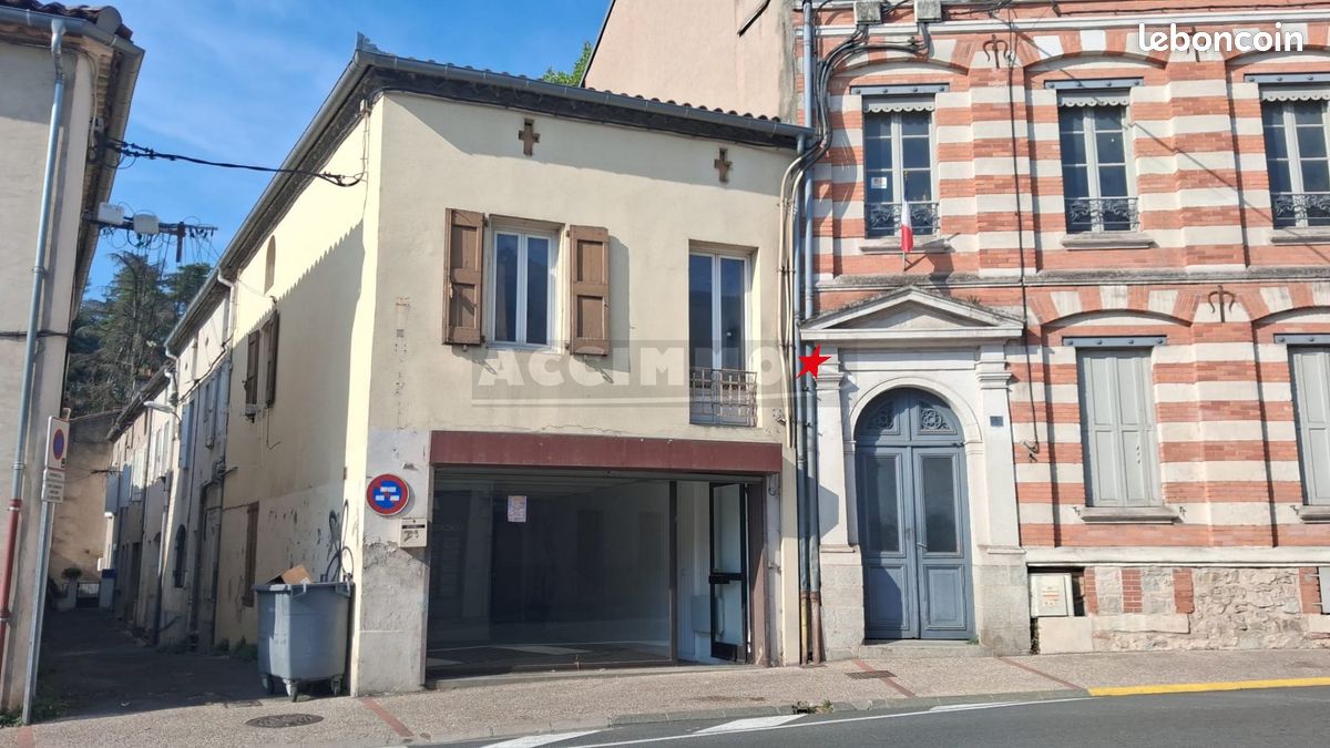 Immeuble 267 m² · à Graulhet · 267 m² · 118 800 €