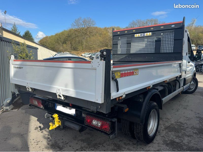 32.491 ht ford transit benne + coffre 2.0 td 170ch rwd 06/2024 faibles kms (image 2)