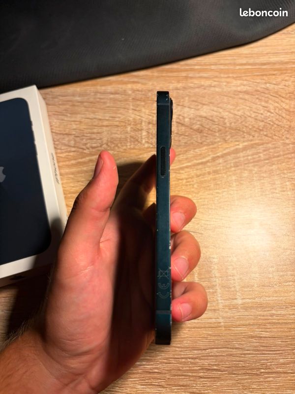 Iphone 13 (image 6)
