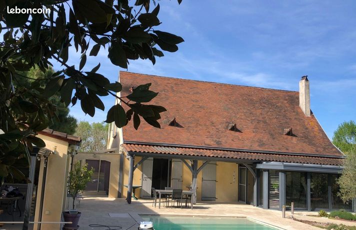 Propriété 11 pièces 190 m²