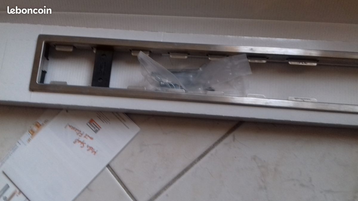 Cadre réglable pour grille (caniveau) douche (image 1)