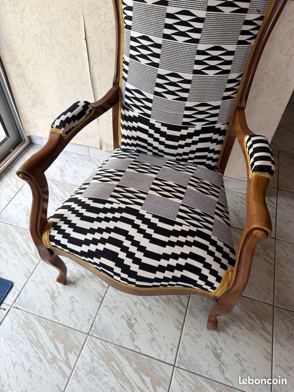 Fauteuil voltaire retapé (image 2)