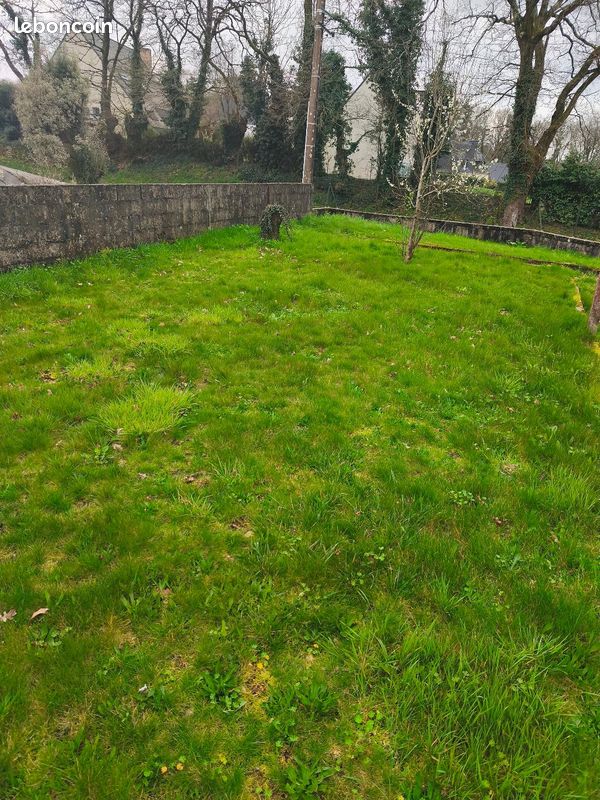 Terrain 340m² + atelier 67m² · à Riantec · 111 000 €