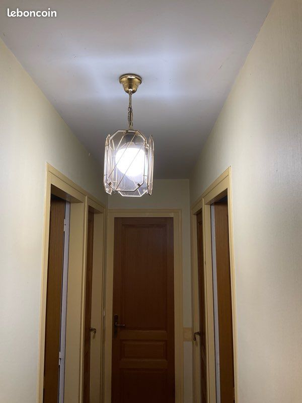 Urgent meubles et menuiserie extérieure (image 1)