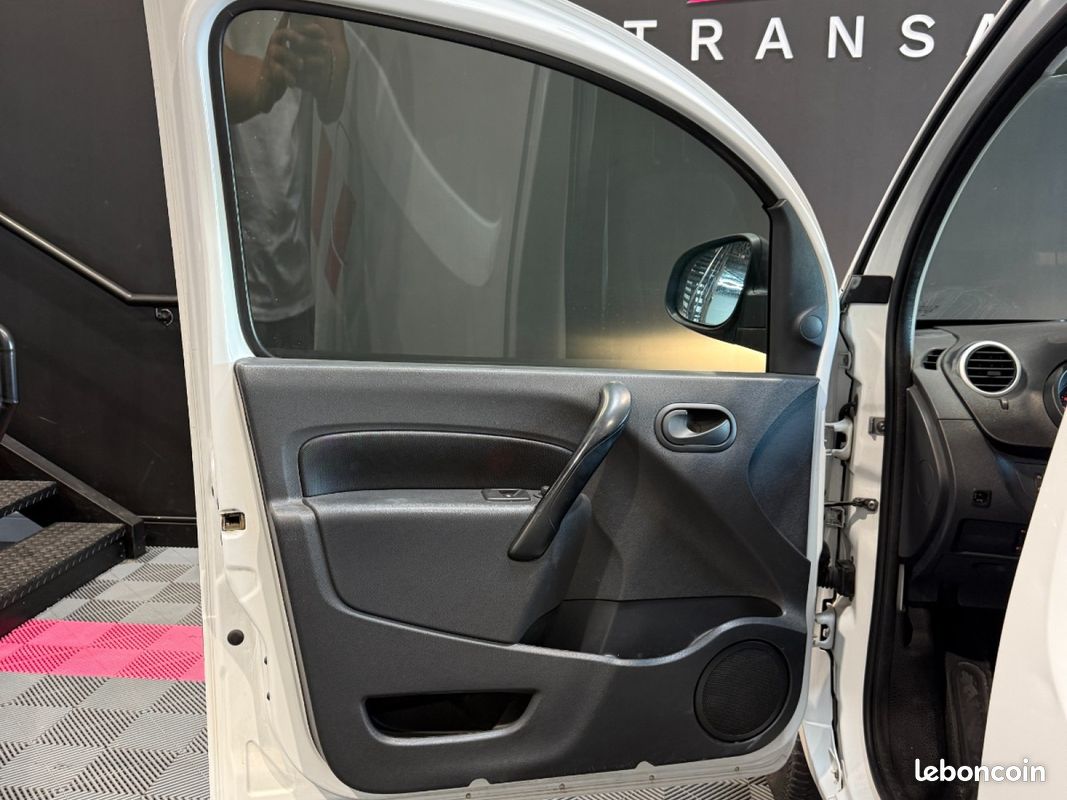 RENAULT KANGOO dCi 90 Energy Zen (image 10)