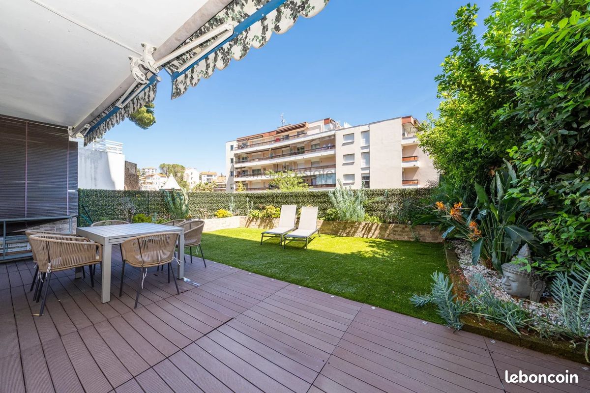 Appartement 2 pièces 52 m² · à Cannes · 52 m² · 340 000 €