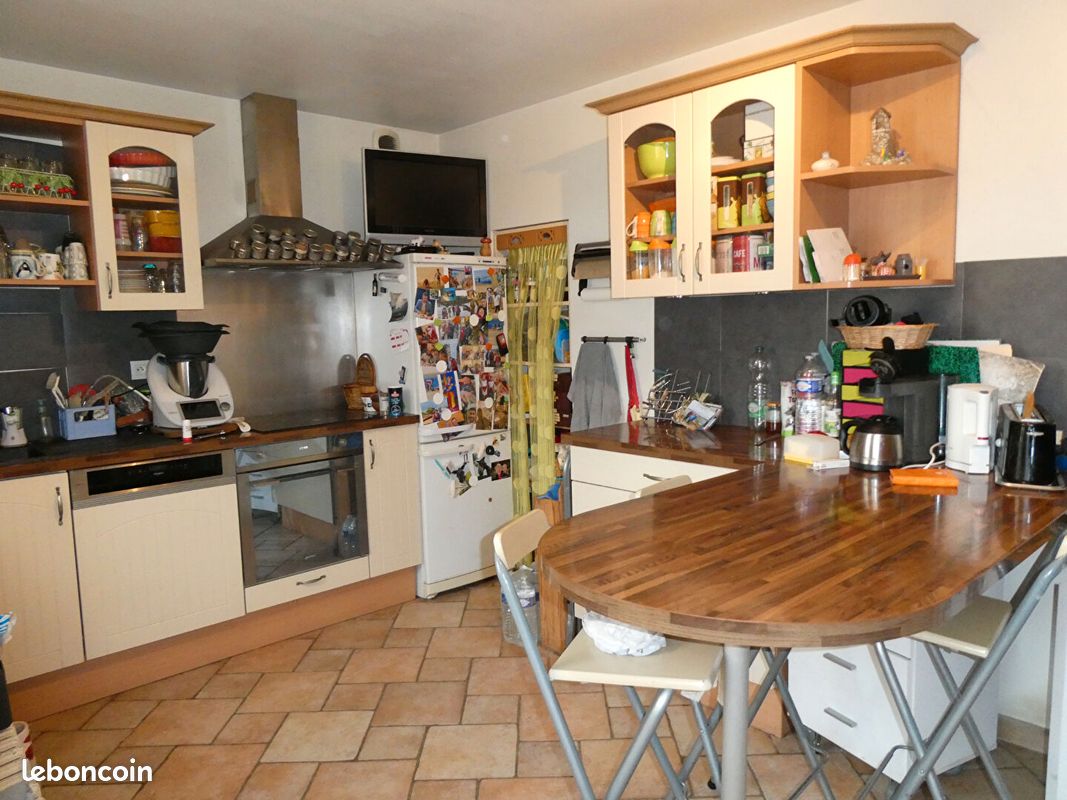Maison 6 pièces 130 m² · à Ambrières-les-Vallées · 130 m² · 201 600 €