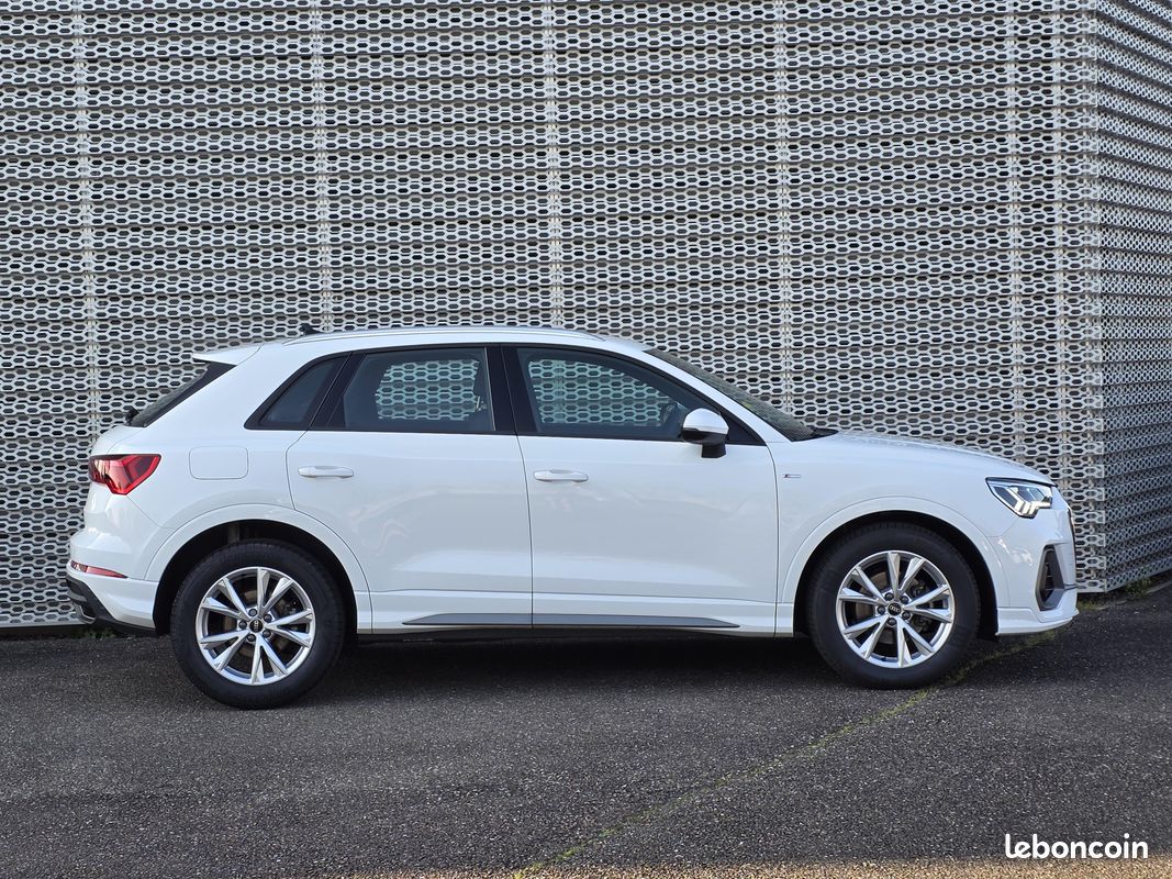 AUDI Q3 35 TDI 150 ch S tronic 7 S line (image 6)