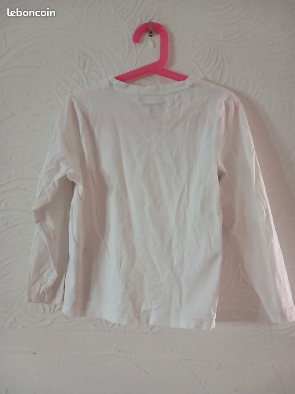 Lot de 5 Tee-shirts .( 1 Orchestra. 1 Kiabi .1 H&M. 2 Gemo Kids) (image 8)