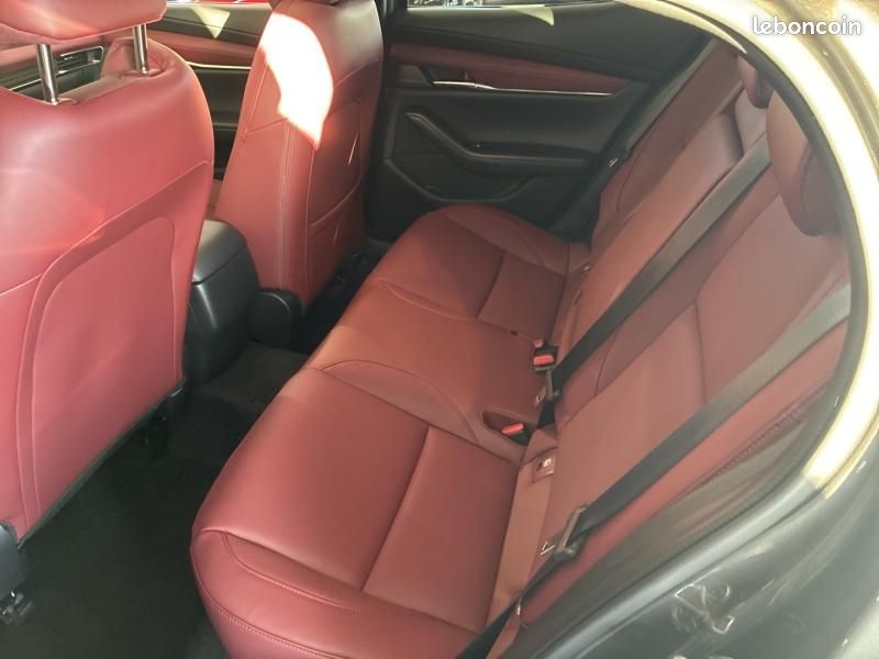 Mazda Mazda 3 2.0 e-SKYACTIV-X M-Hybrid 186ch Takumi RED TO 2025 Euro6e (image 17)