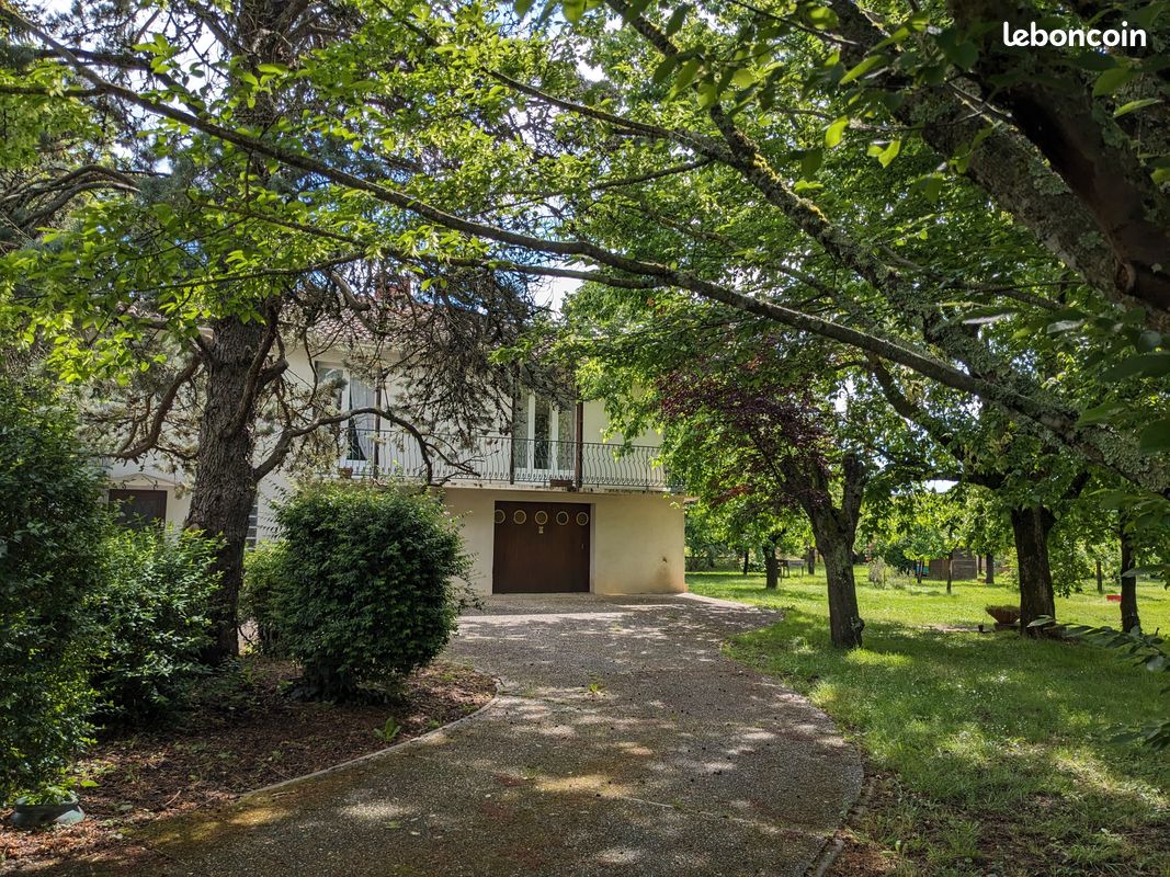 Maison 6 pièces 200 m² · à Gaillac · 200 m² · 270 000 €