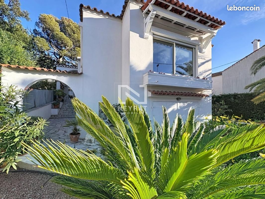 Maison 5 pièces 110 m² · à Saint-Raphaël · 110 m² · 729 000 €