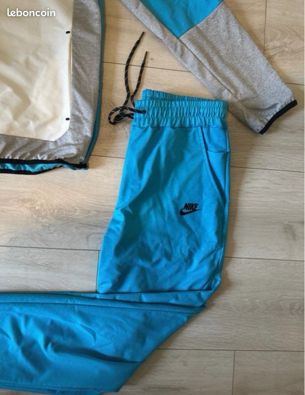 Ensemble Bas Nike Bleu Ciel Jogging Essential Fleece Jordan Bleu