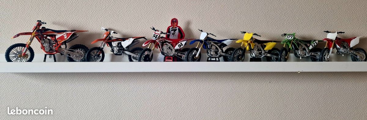 Lot De 63 Motos Miniatures Altaya – Collection – Échelle 1/43 – Neuves