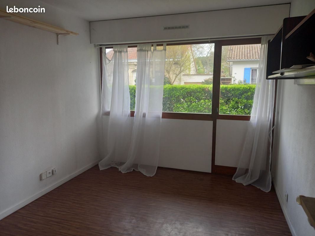 Appartement 1 pièce 16 m² · à Talence · 16 m² · 464 €