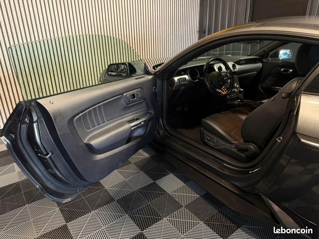 FORD Mustang 5.0 V8 466 ch BVA – LED – Cuir – GPS (image 17)