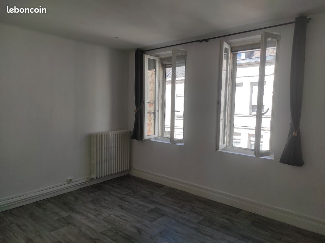 Appartement 2 pièces 38 m² · à Saint-Quentin · 38 m² · 455 €
