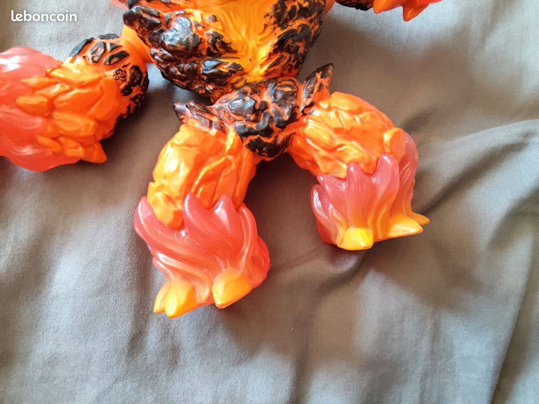 Grand jouet (figurine) Monstre de feu (image 9)